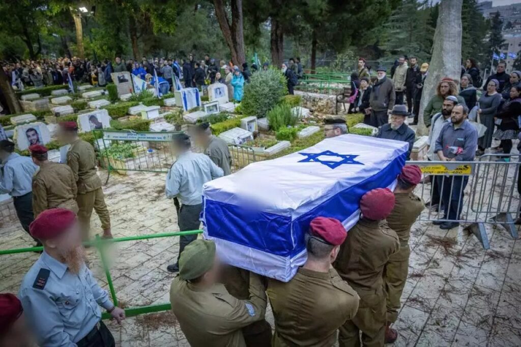 רגילהיונתן-זינדל_-960x640 (Medium)